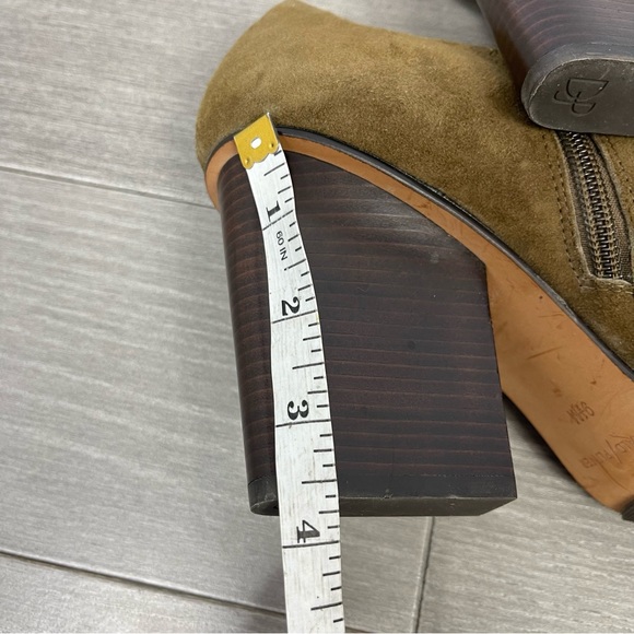 Donald J Pliner Verie Shooties Suede Ankle Boots Booties Shoes Stacked Heels 9.5 - Picture 16 of 16